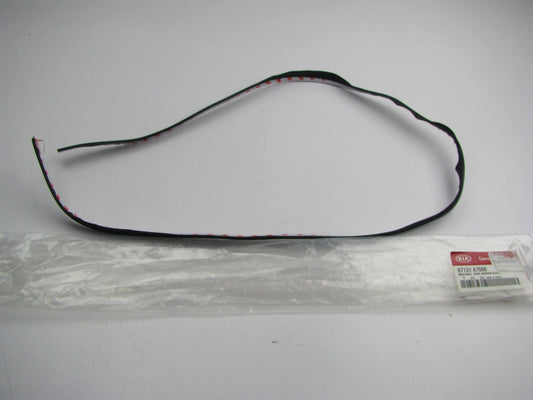 New OEM Rear Back Glass Window Lower Moulding Trim For 14-16 Forte SEDAN ONLY