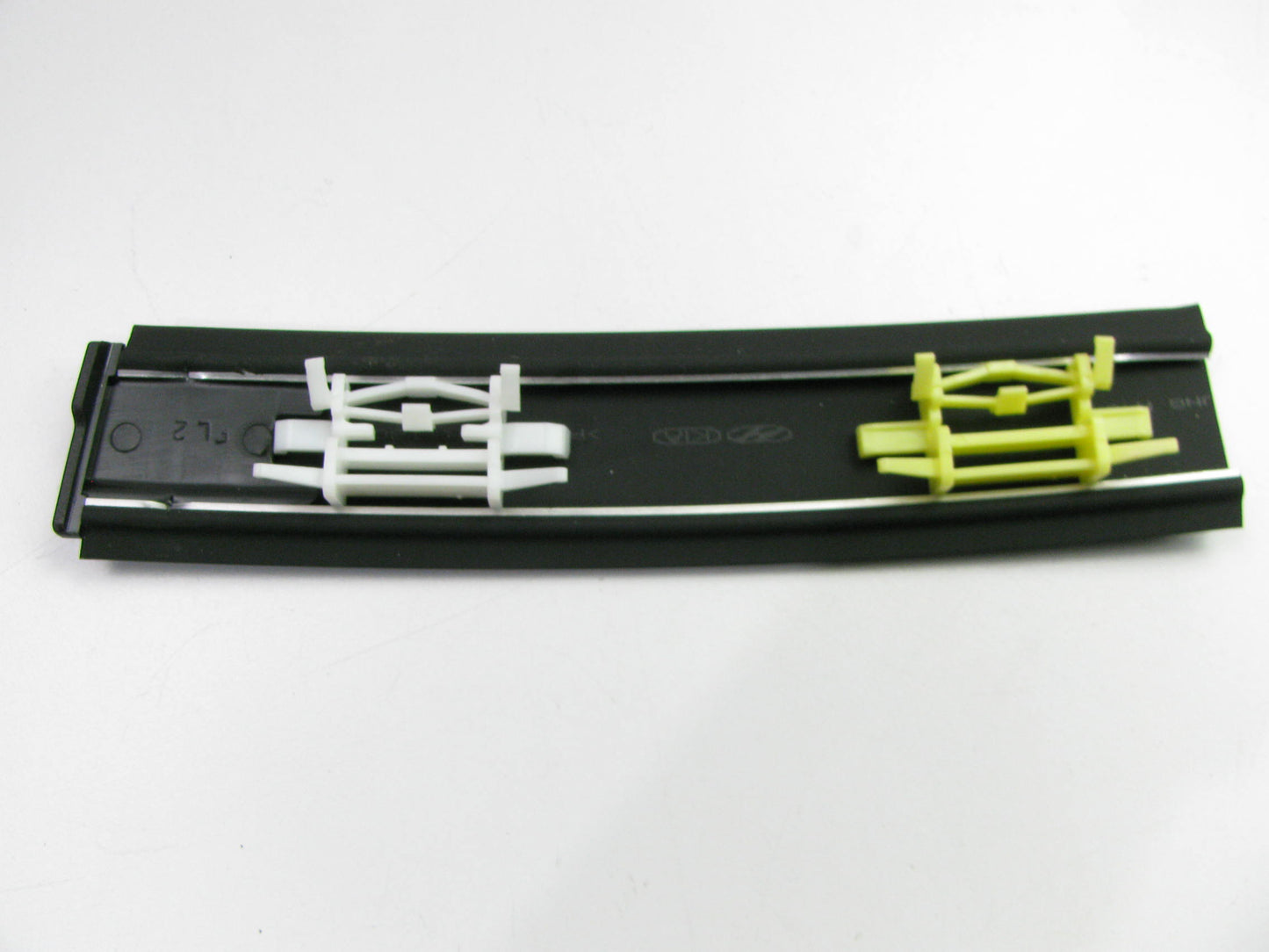 NEW Front Left Roof Rack Molding Cover Cap For 2017-2022 Kia Niro 87230G5100