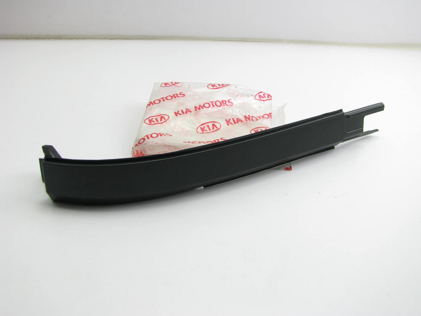 New OEM Rear Roof Rack End Cover Left Drivers Side For 10-13 Soul 872342K000