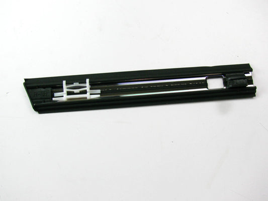 New Genuine REAR RIGHT Roof Rack Moulding Trim OEM For 2006-14 Sedona 872404D011