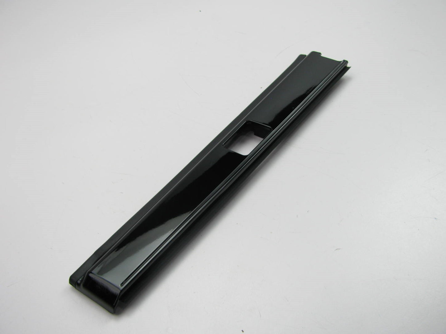 New OEM Rear Right Side Roof Rack Moulding Trim For 13-14 Sorento 872432P610