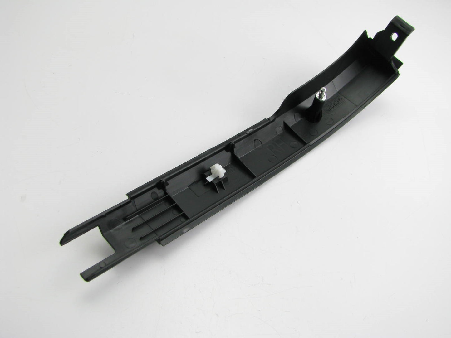 Rear Right Passenger Side BLACK Roof Rack End Cap Moulding For 2010-2013 Soul