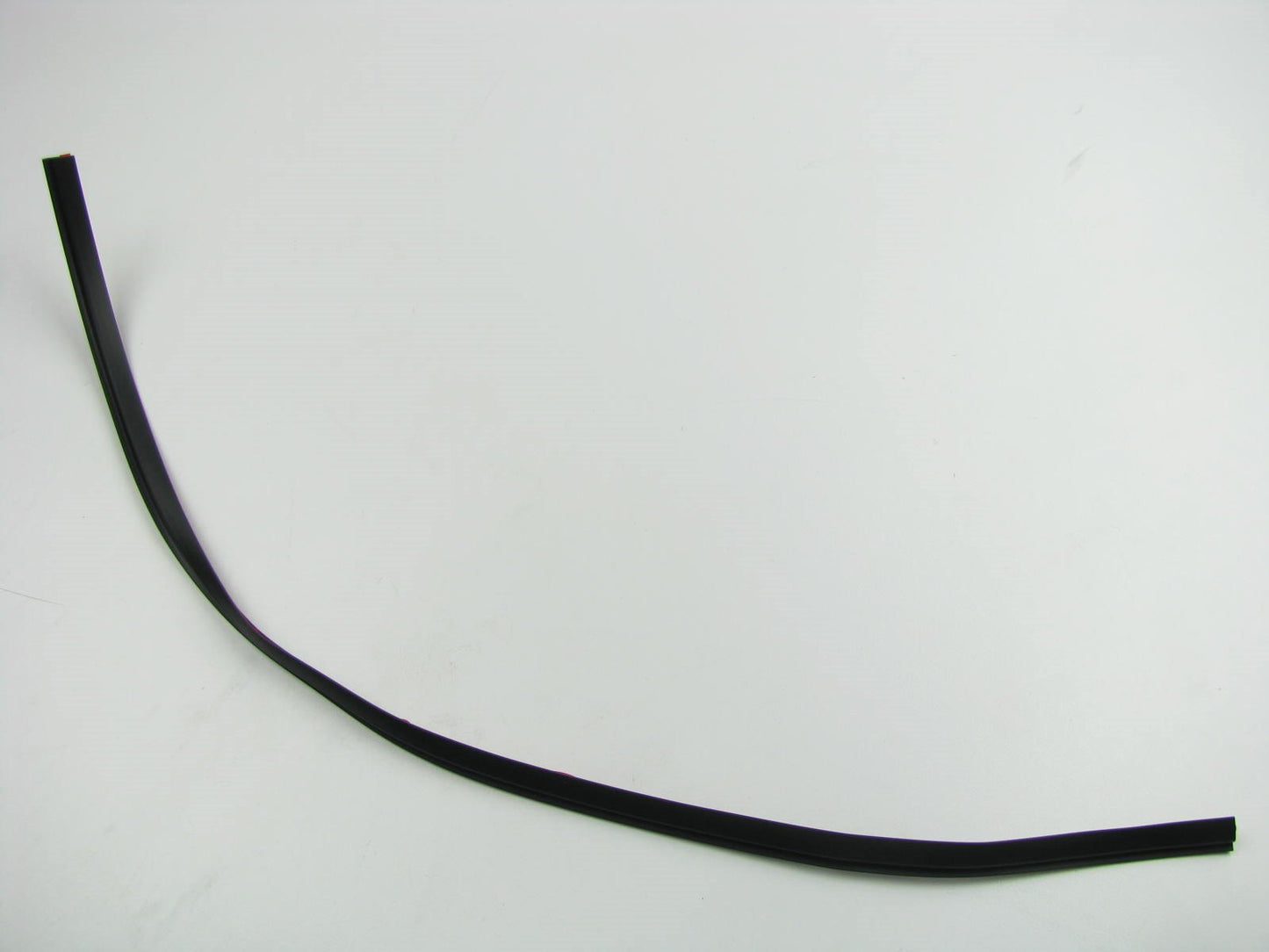 NEW - OEM Rear Right Side Roof Rack Pad Moulding Trim For 06-10 Kia Sportage