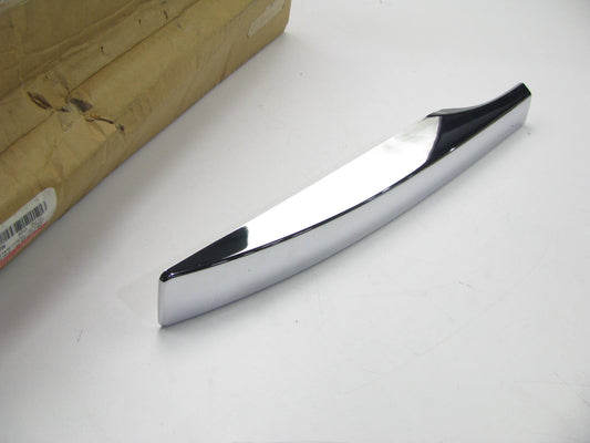 Chrome Roof Rack Cover Cap, Rear Left Side OEM For 14-15 Kia Sorento 872971U500