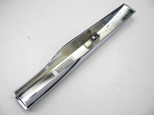 Chrome Roof Rack Cover Cap, Rear Left Side OEM For 14-15 Kia Sorento 872971U500