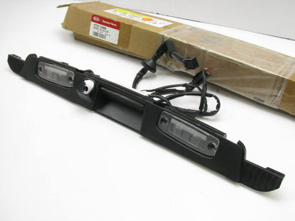 NEW Hatch Tail Gate Lower Trim Panel W/ Lights OEM For 16-18 Sorento 87372C6000