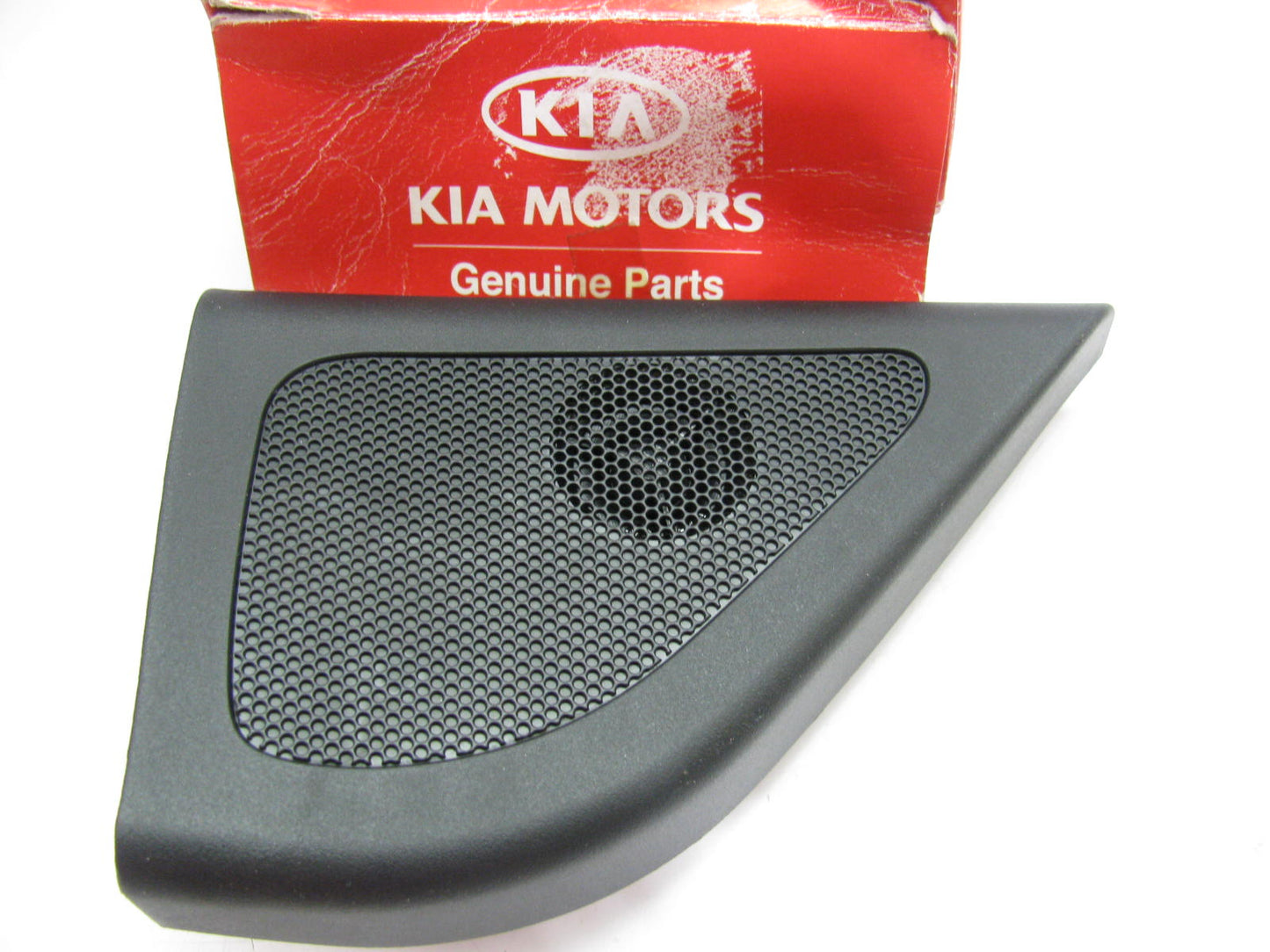 NEW - OEM 876501M200 Front Left Door Corner Trim For 2010-2013 Kia Forte