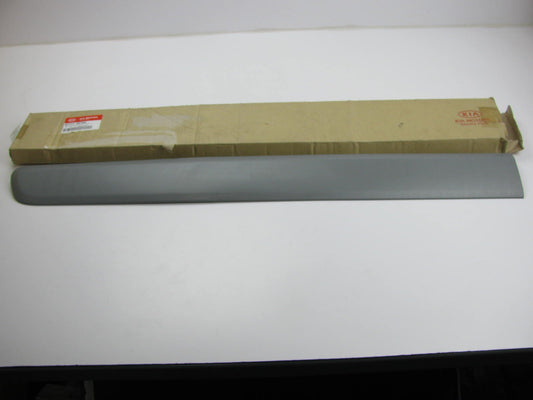 Front Left Drivers Door Molding Strip OEM For 2006-2012 Kia Sedona 877114D100