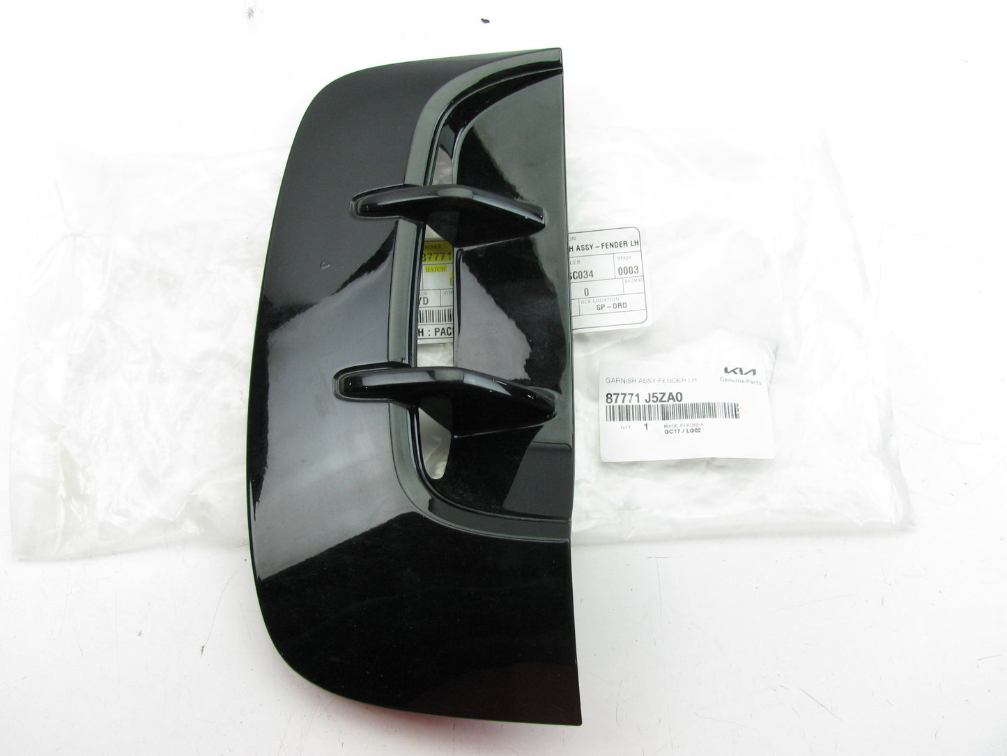 Left Drivers Side Fender Moulding Garnish OEM For 22-23 Kia Stinger 87771J5ZA0