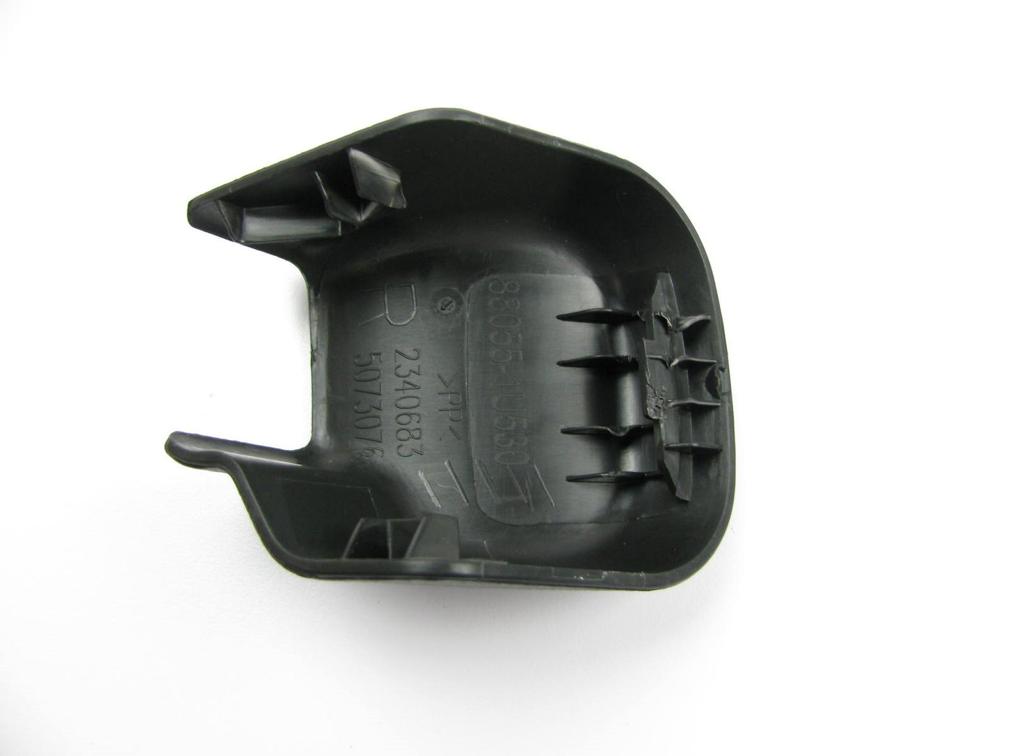 New Front Right Seat Track Cover Cap OEM For 2014-2015 Kia Sorento 880551U530VA