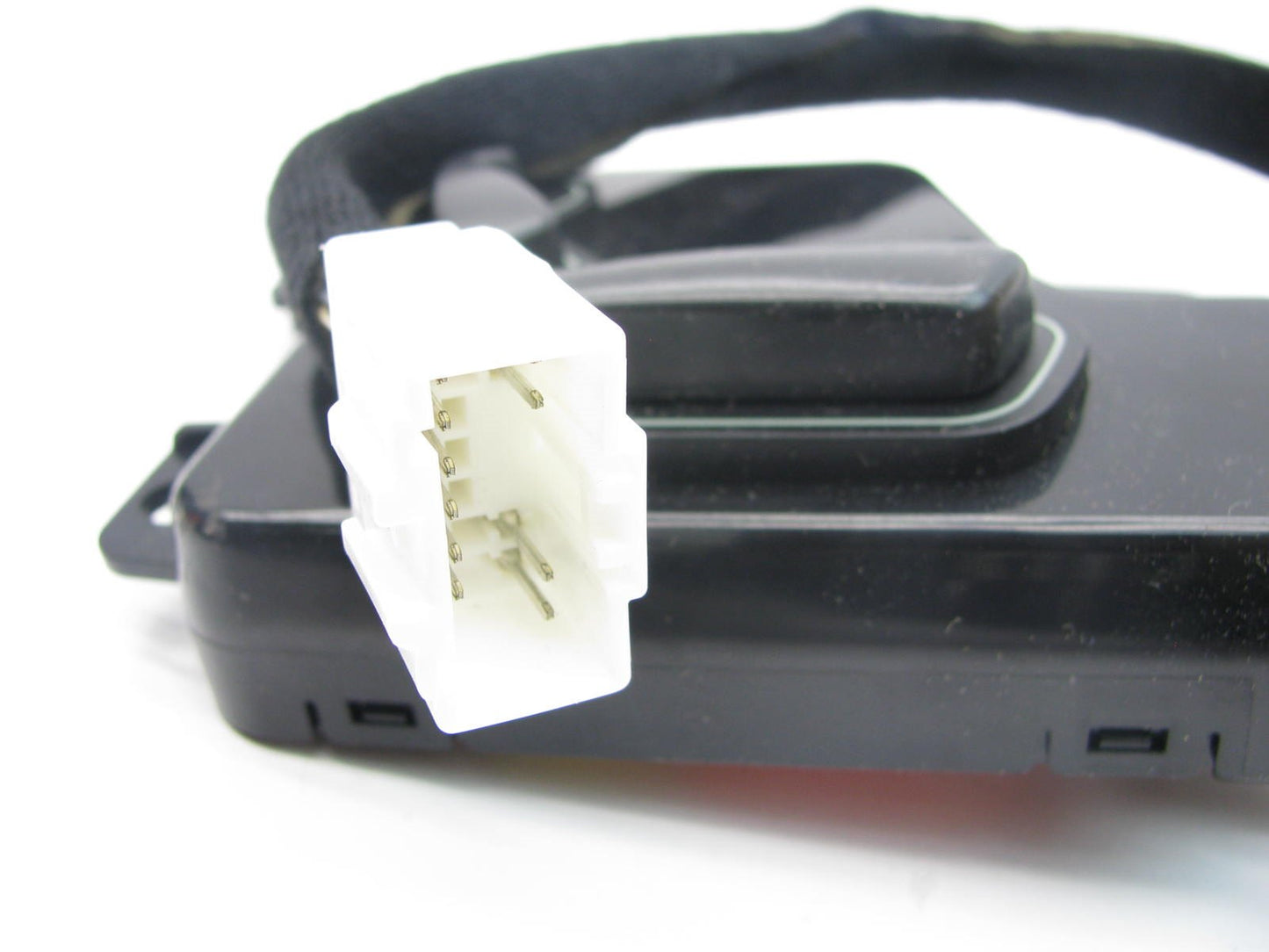 NEW - OEM GENUINE Front Left Power Seat Switch For 2004-06 Kia Amanti 889903F013