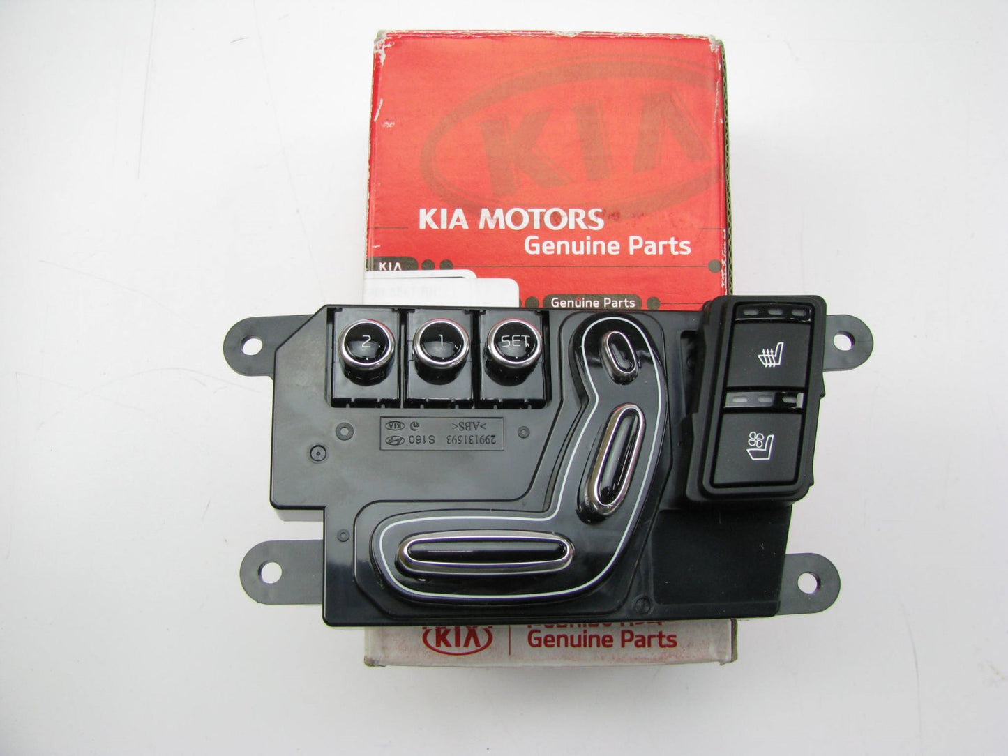NEW - OEM 889913T040 Front Right Power Seat Adjust Switch For 2015-17 Kia K900