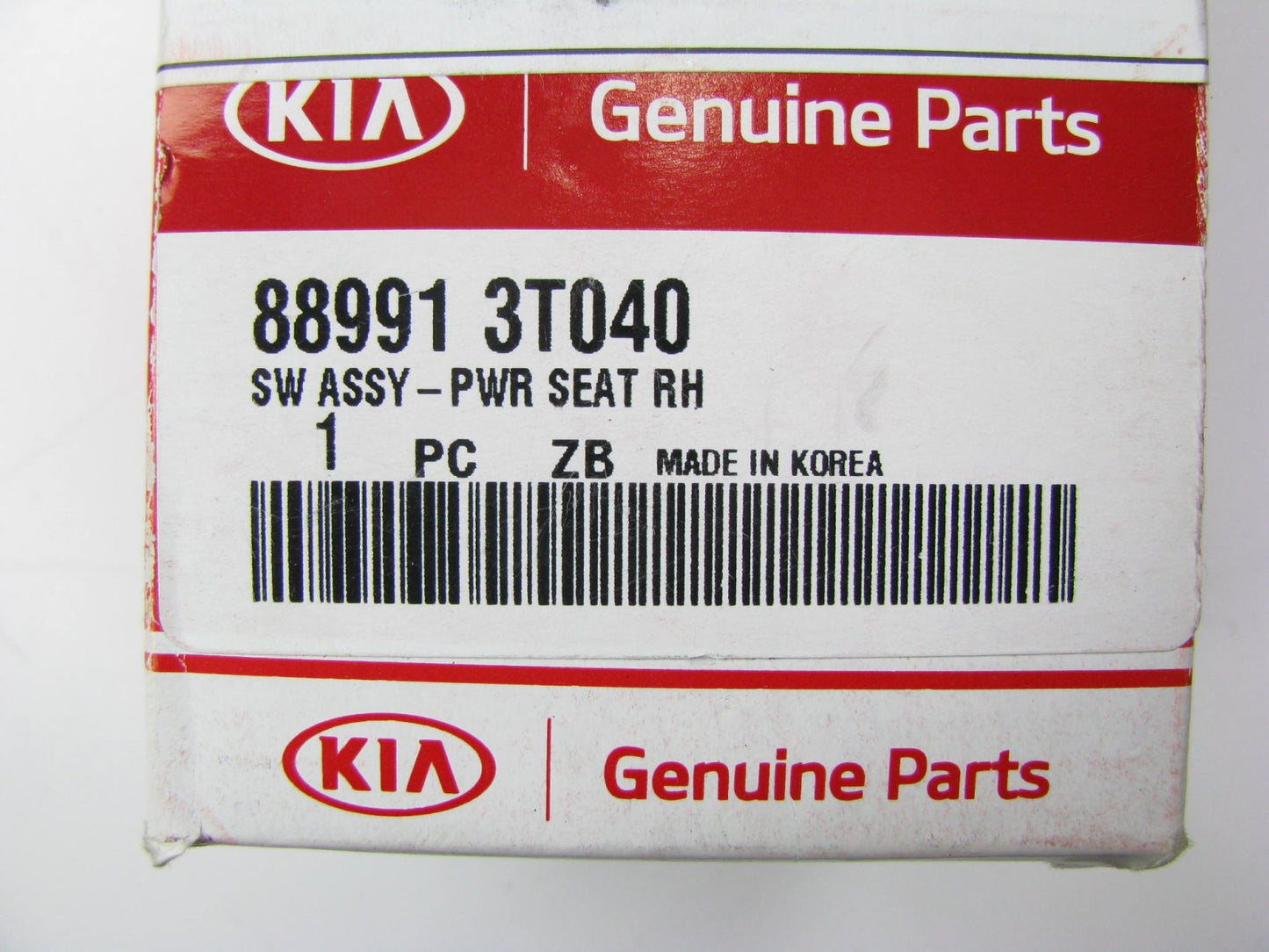 NEW - OEM 889913T040 Front Right Power Seat Adjust Switch For 2015-17 Kia K900