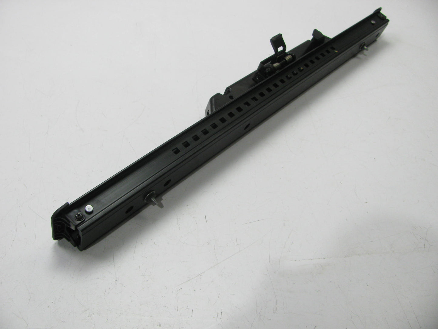 NEW Rear Seat Slide Rail OEM For 2022-2024 Kia Carnival 89522R0701OFB