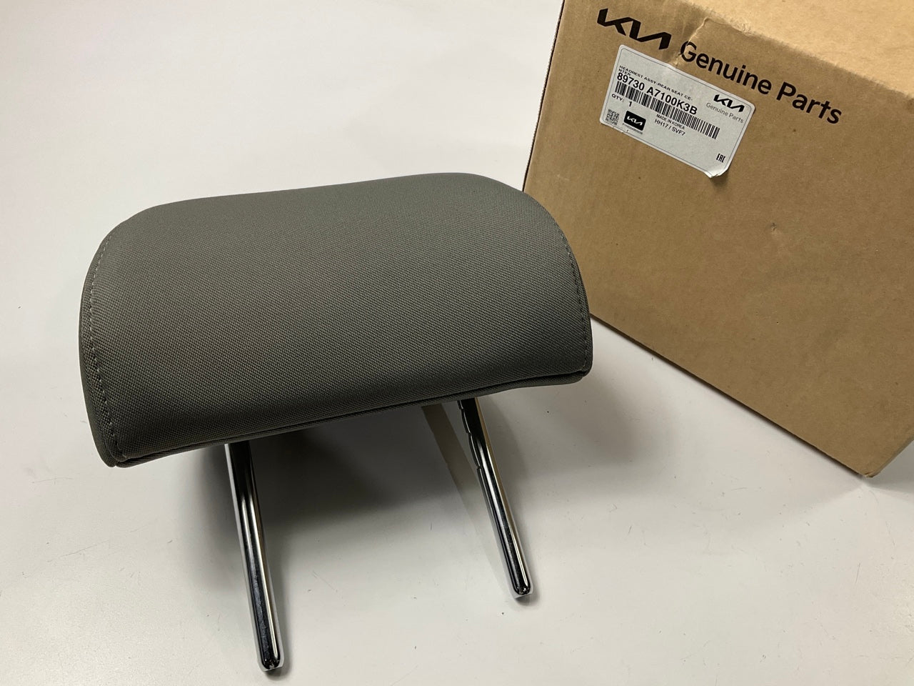 NEW Rear Seat Center Gray Seat Headrest OEM For 2015-16 Kia Forte 89730A7100K3B