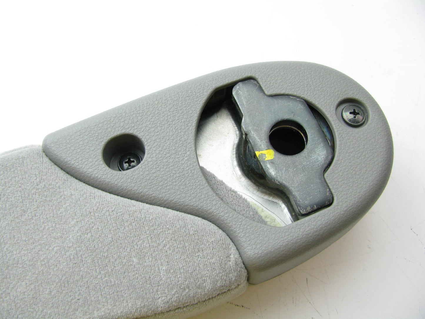 New Rear Second Row Left Seat Gray Arm Rest For 2006 Kia Sedona 899004D040KS8