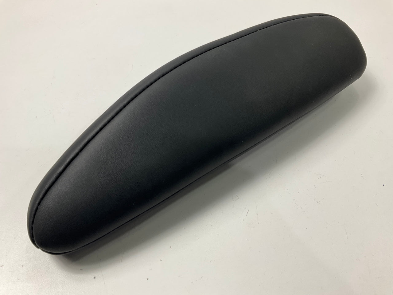 NEW Rear Second 2nd Row Passenger Side Seat Armrest Arm Rest For 20-22 Telluride