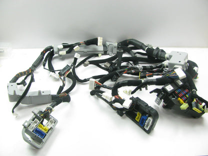NEW Main Fuse Box Wire Wiring Harness For 05-07 Kia Sportage 2.7L 911051F190
