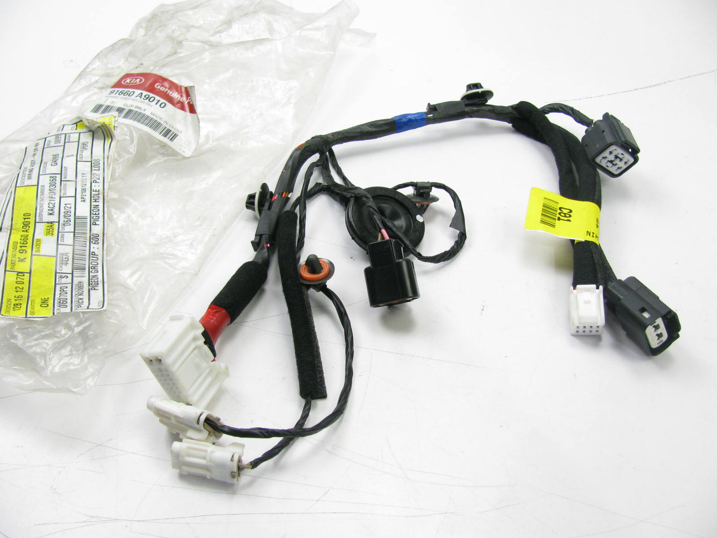 NEW Rear Right Passengers Side Door Wire Harness OEM For 16-18 Sedona 91660A9010