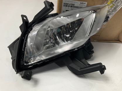 NEW - OEM 92202A7050 Front Right Fog Light Lamp For 2014-2016 Kia Forte
