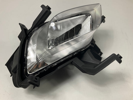 NEW - OEM 92202A7050 Front Right Fog Light Lamp For 2014-2016 Kia Forte