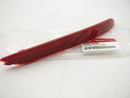 New Rear Bumper Right Side Reflector OEM For 15-16 Kia Sedona 92406A9200