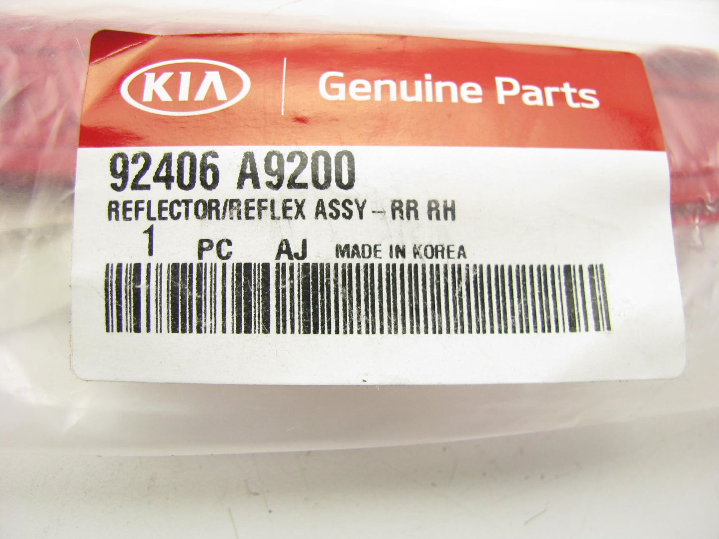 New Rear Bumper Right Side Reflector OEM For 15-16 Kia Sedona 92406A9200