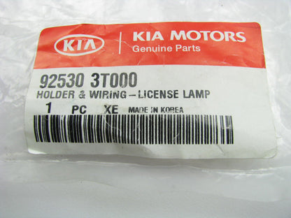 NEW GENUINE Rear License Plate Light Lamp OEM For 2015 Kia K900  925303T000