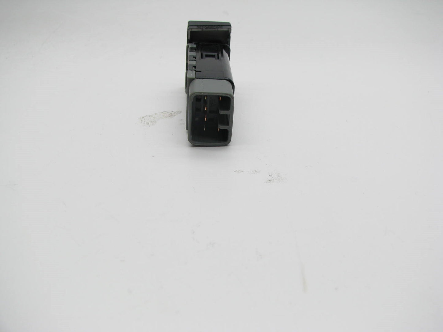 NEW GENUINE FRONT LEFT Seat Heater Switch OEM For 10-13 Kia Forte Koup