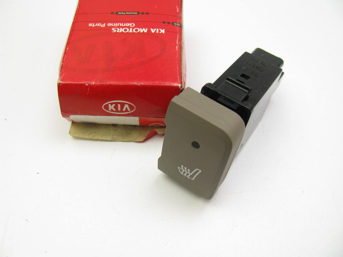 NEW - OEM Genuine Front Seat Heater Warmer Switch BEIGE For 2003-05 Kia Rio