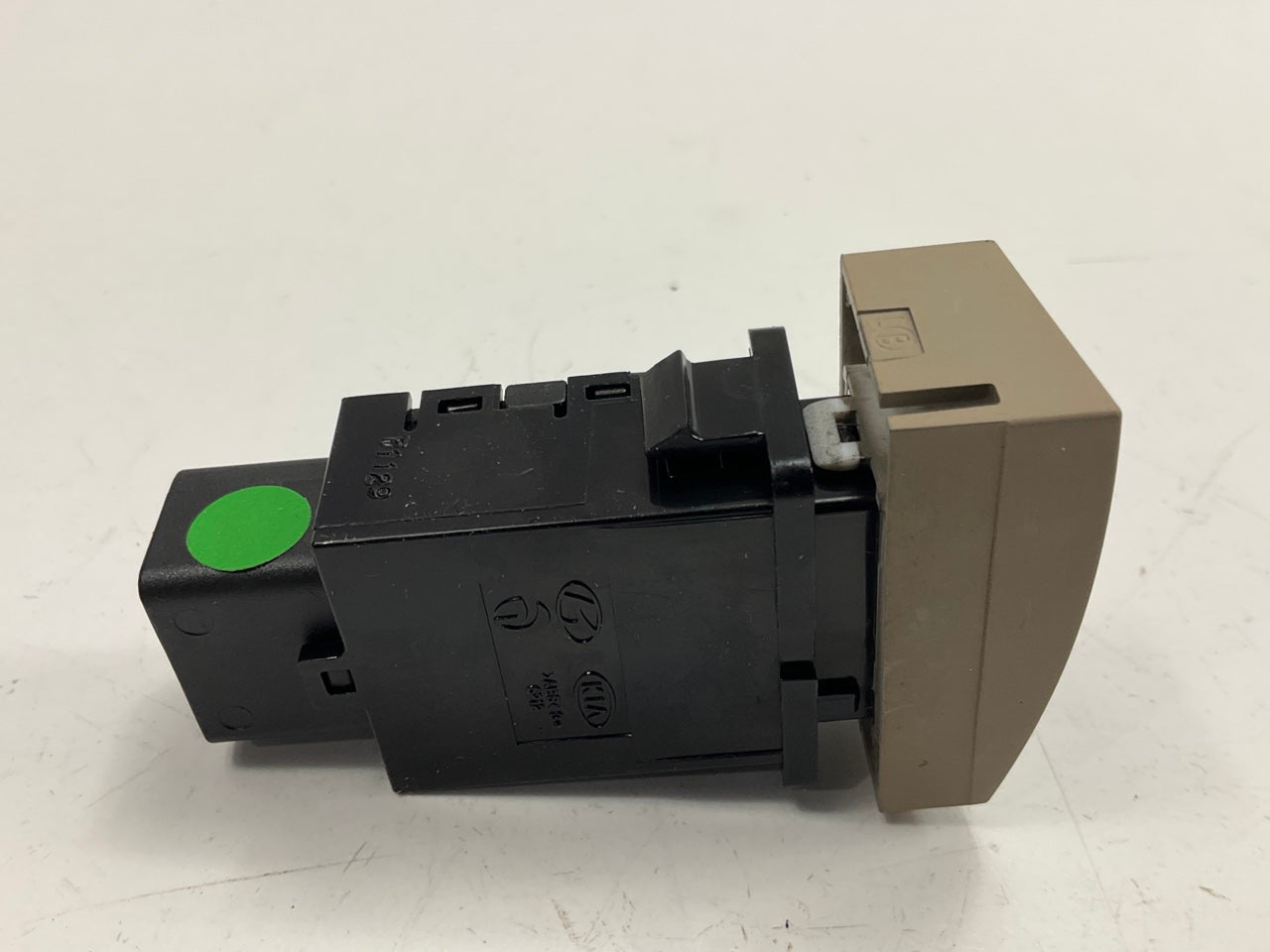 NEW - OEM ESC Electronic Stability Control Switch For 2006 Optima 937502G110J7