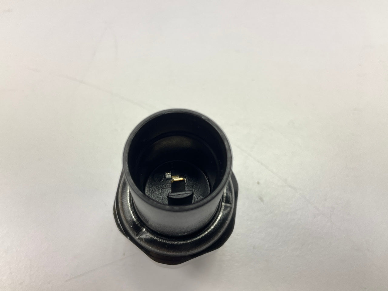 Engine Oil Pressure Sensor Sender OEM For 2011-2020 Kia Sorento 9475037100QQK