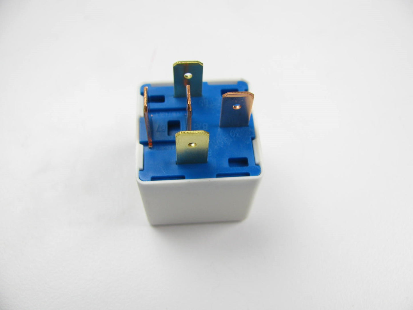 NEW - OEM 952253B100 Fuse Junction Box Main Relay For Kia