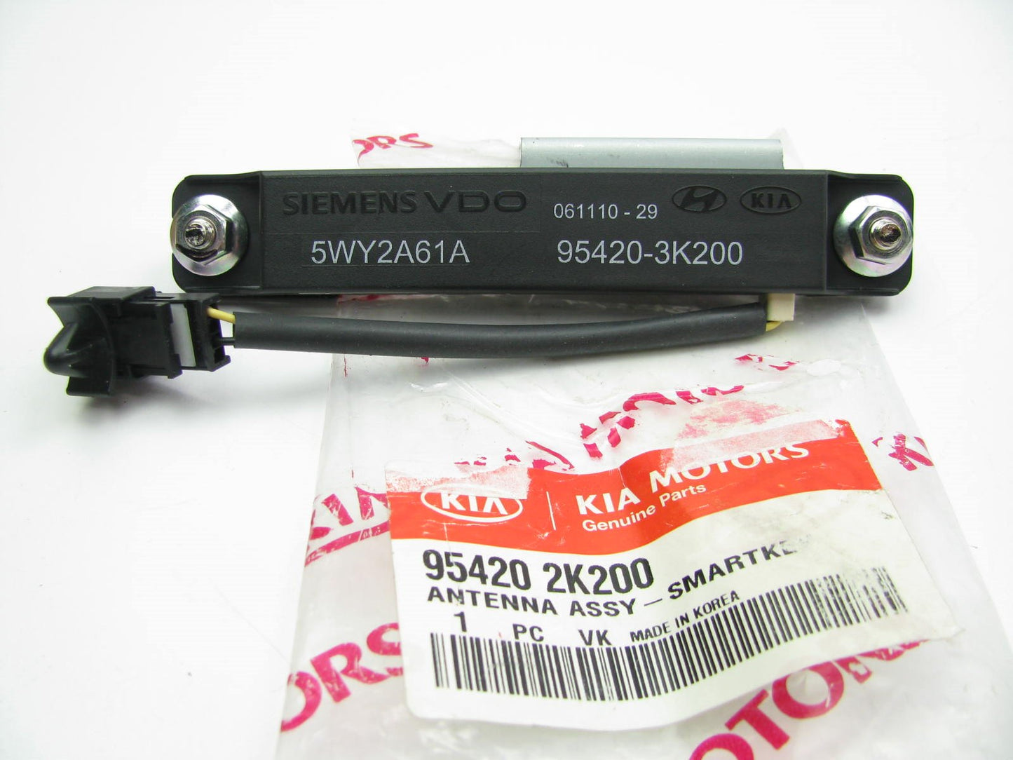 NEW - OEM 954202K200 SMART KEY Keyless Entry Receiver Antenna For 12-13 Kia Soul