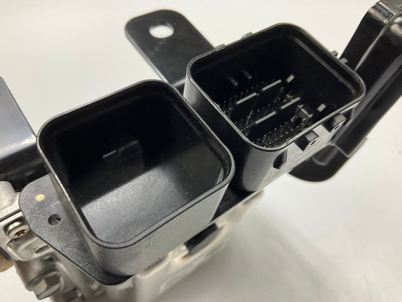NEW Automatic Transmission Control Module TCM TCU OEM For 2020-2023 Kia Cadenza