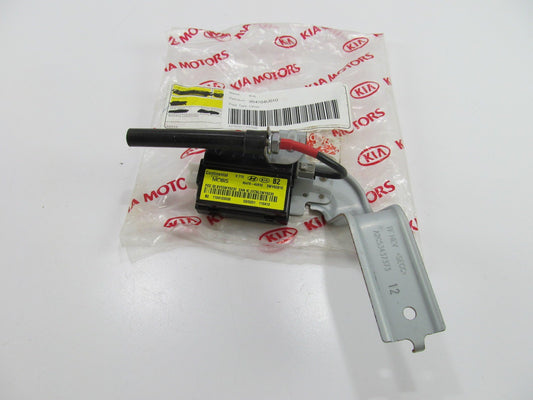 NEW GENUINE Keyless Entry Receiver Module OEM For 2011-13 Kia Optima 954704U010