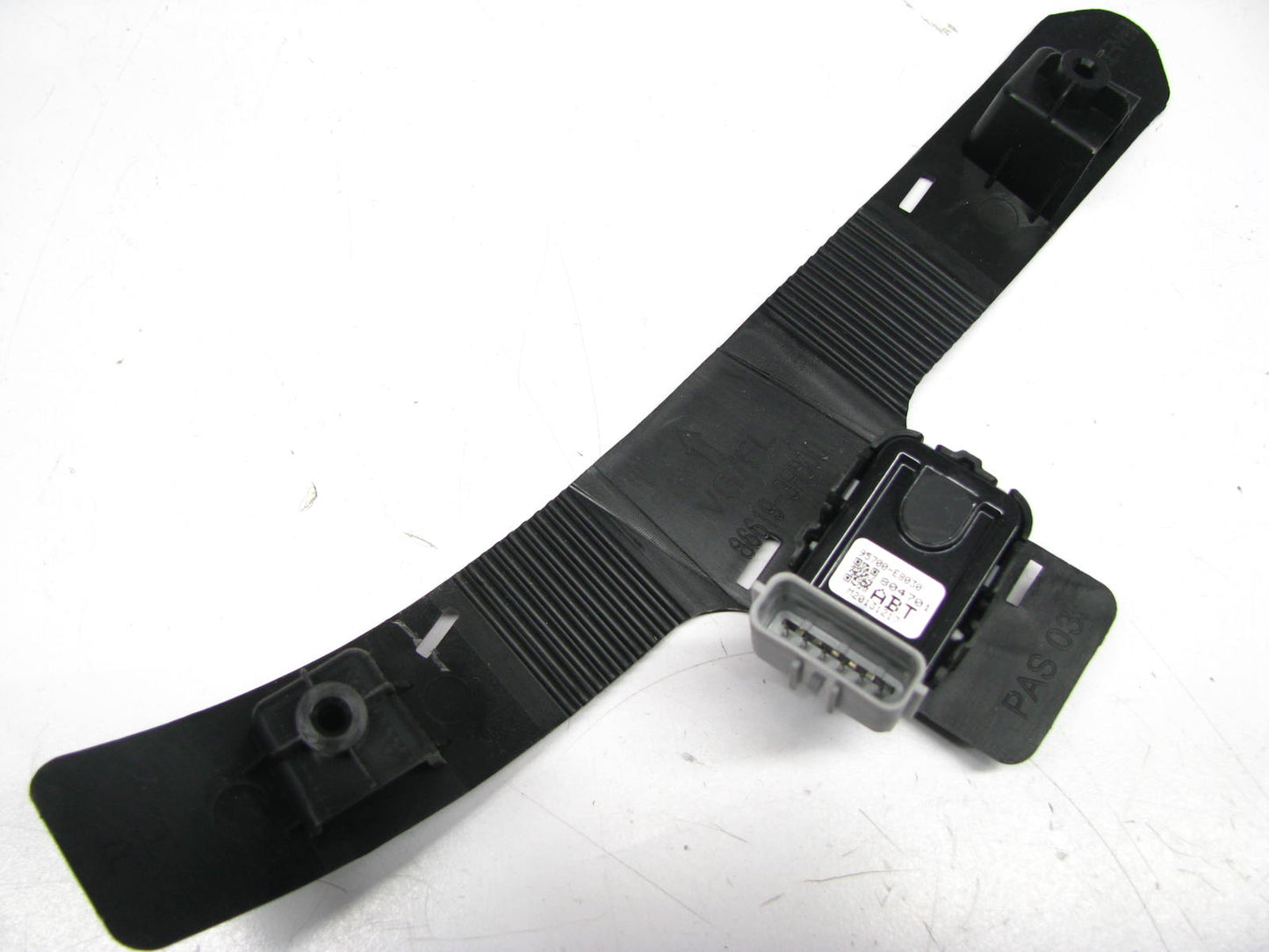 NEW GENUINE 95700E8030ABT Ultrasonic Distance Sensor OEM For 13-16 Kia Cadenza