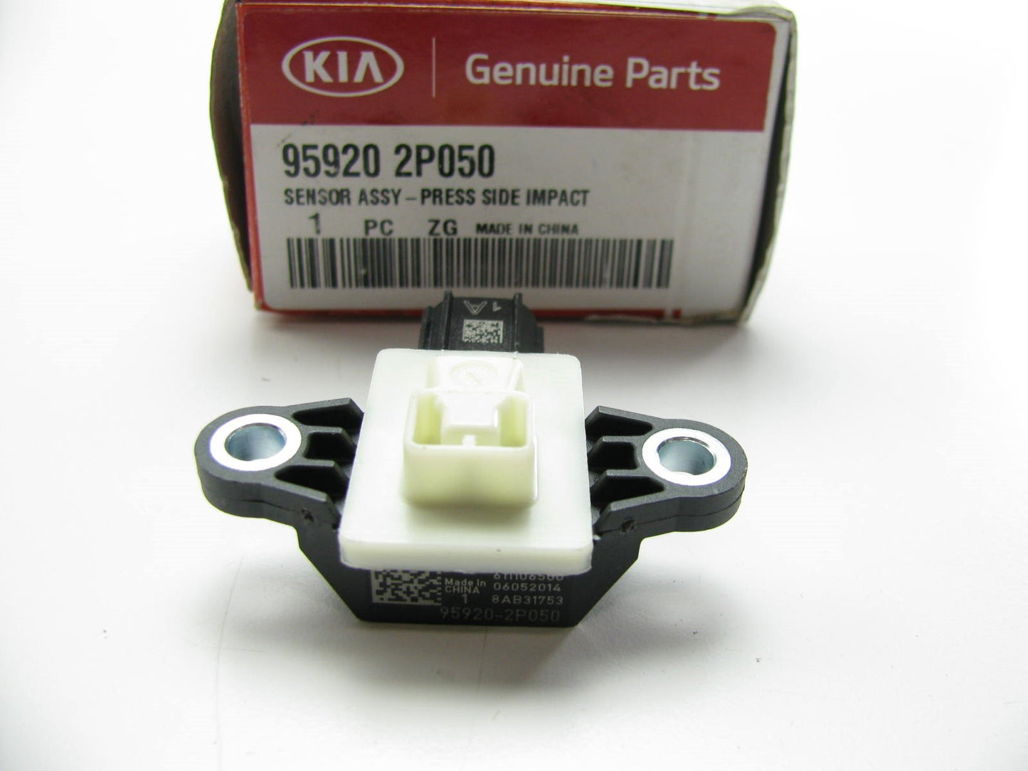 NEW GENUINE Front Side Sensor OEM For 14-15 Cadenza, 11-15 Sorento