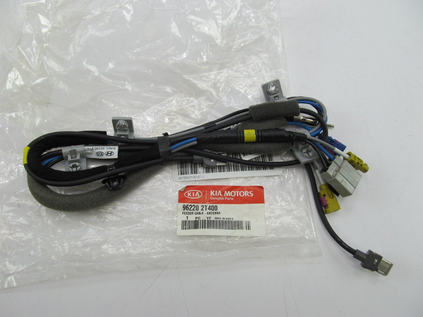 NEW GENUINE Radio Antenna Feeder Cable OEM For Kia 962202T400