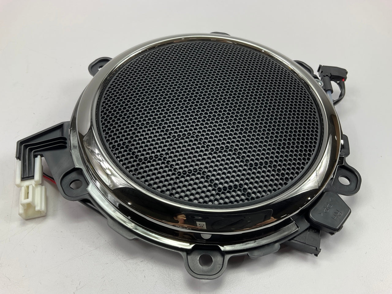 New Genuine FRONT RIGHT Door Speaker Grille Cover OEM For 09-11 Soul 963432K400