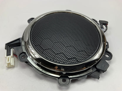 New Genuine FRONT RIGHT Door Speaker Grille Cover OEM For 09-11 Soul 963432K400