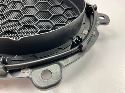 New Genuine FRONT RIGHT Door Speaker Grille Cover OEM For 09-11 Soul 963432K400