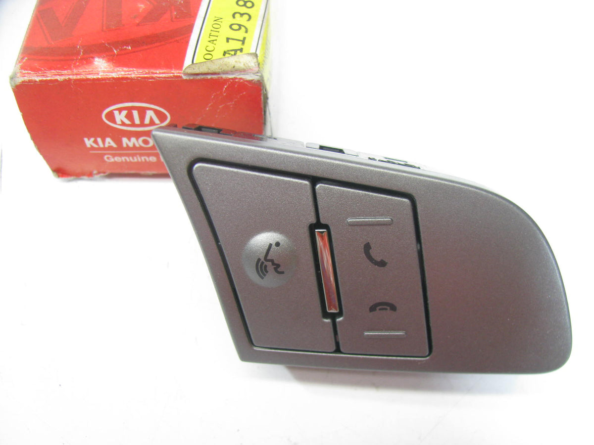 NEW - OEM GENUINE 96700-2K305WK Bluetooth Cell Phone Switch For 2012-13 Kia Soul
