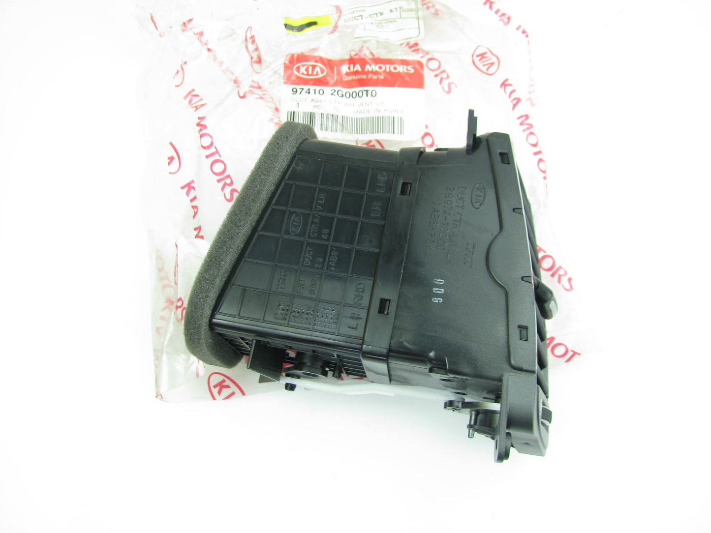 Center (inner) Left Black A/C Air Vent OEM For 2006-2008 Kia Optima 974102G000T0