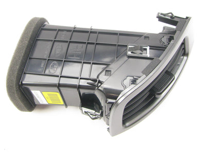 New Genuine INNER Right (Center - Right) A/C Air Vent OEM For 2009-13 Kia Forte