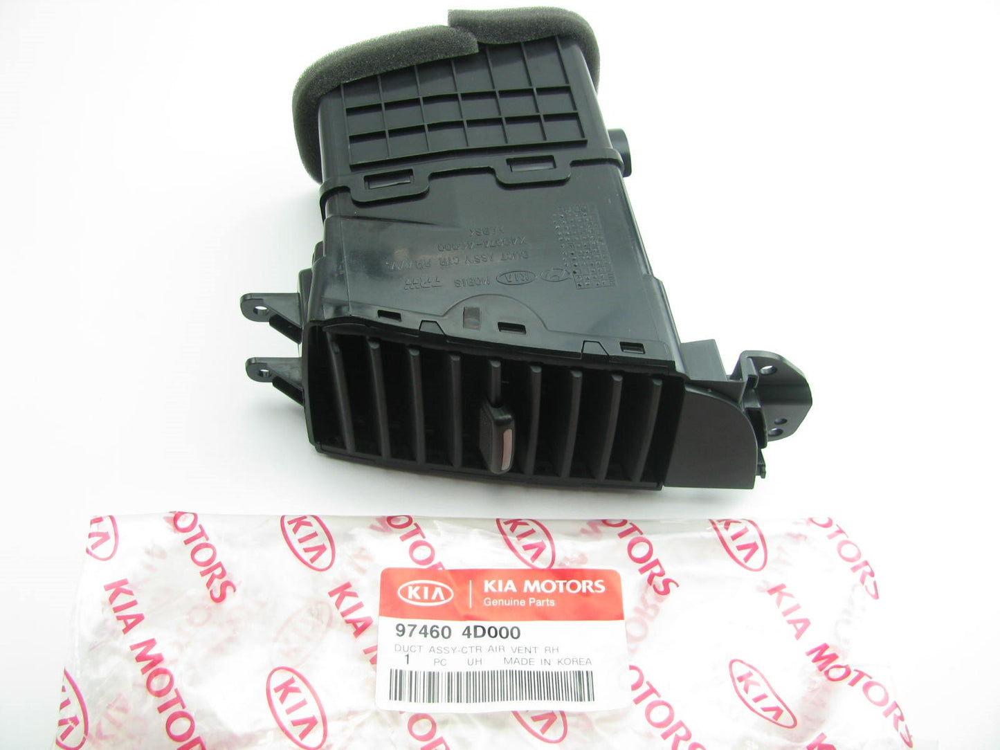 NEW - OEM Inner Center Right A/C Air Vent For 2006-2007 Kia Sedona 974604D000