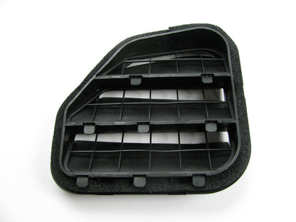 Quarter Panel Pressure Vent Air Extractor Grille For 2006-11 Kia Rio 975101C000