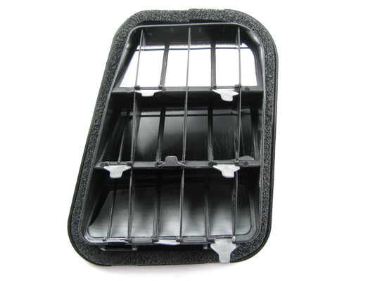 LEFT DRIVERS SIDE Quarter Panel Air Pressure Vent OEM For 2014-2016 Kia Soul