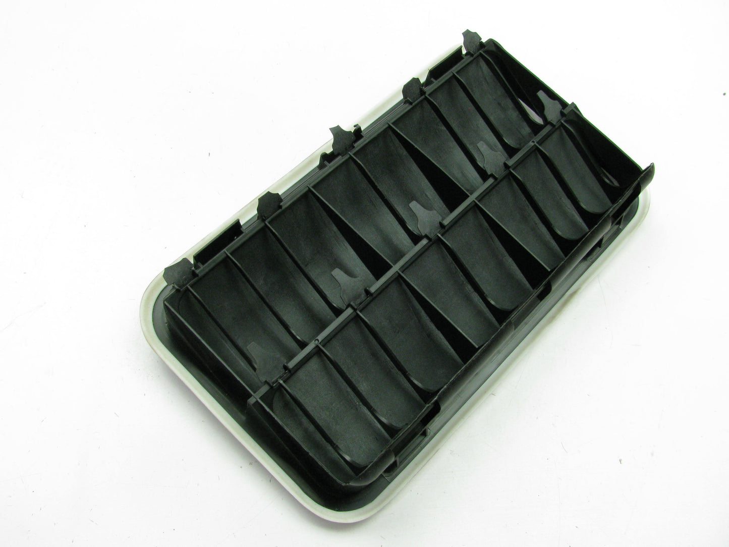 NEW - OEM 975102P000 Grille Quarter Panel Air Extractor Pressure Vent For Kia