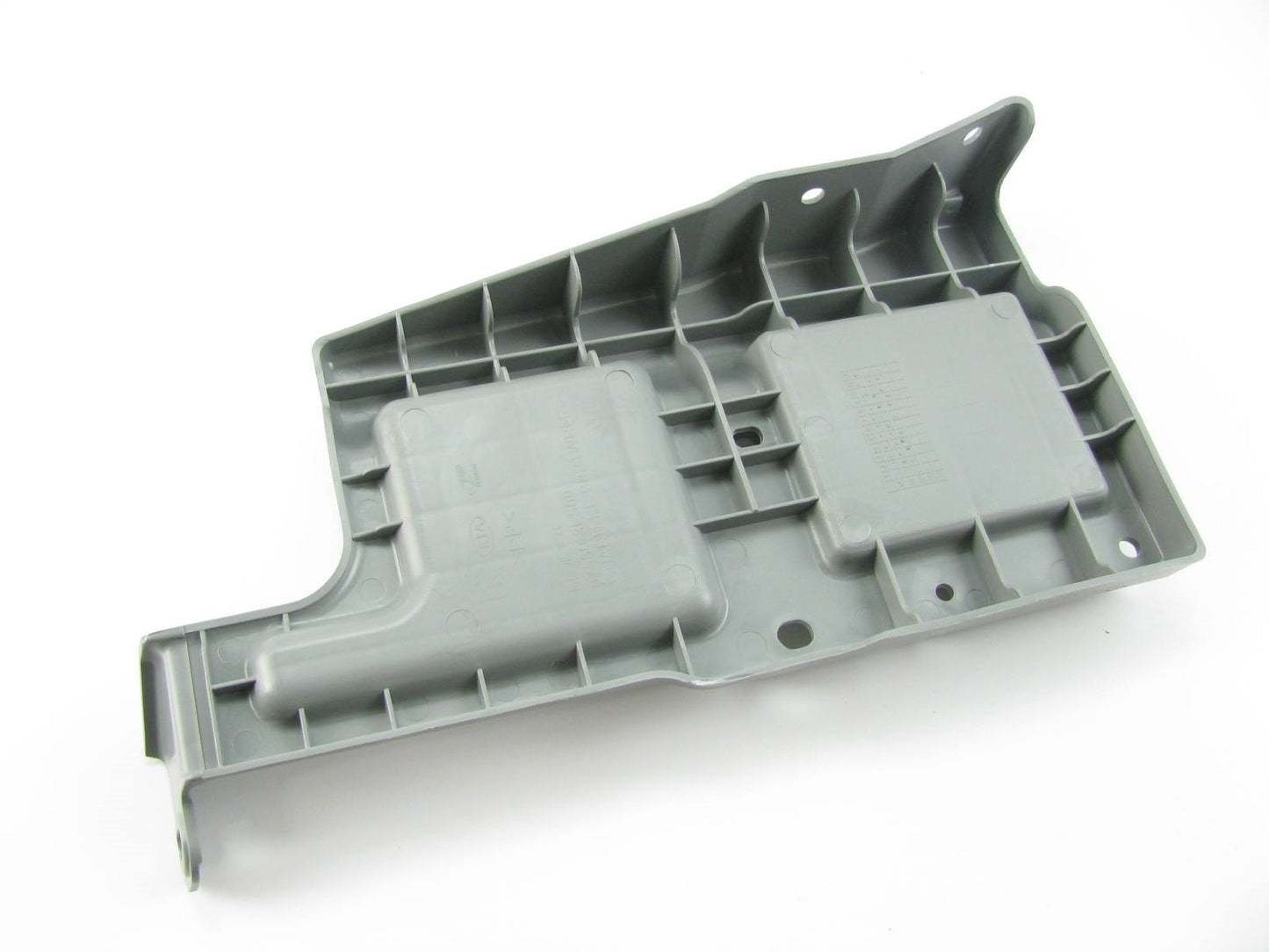 New Genuine REAR Bumper LOWER LEFT Side Cover Guard Shield OEM For 06-08 Sorento